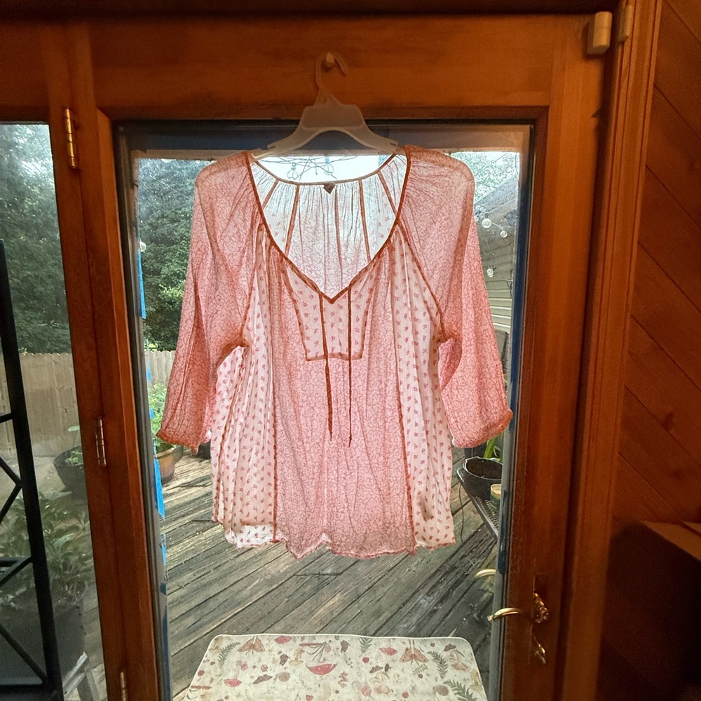 Old Navy Sheer Pink Floral 3/4 Sleeve Tie Front Blouse XXL
